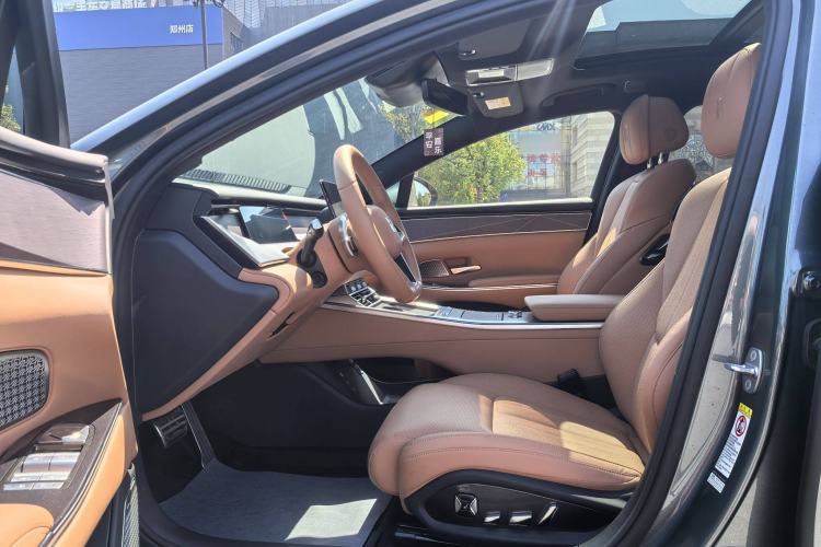 Used BYD Han L 2025 DM-p Four-Wheel-Drive LiDAR Flagship Model Interior 1