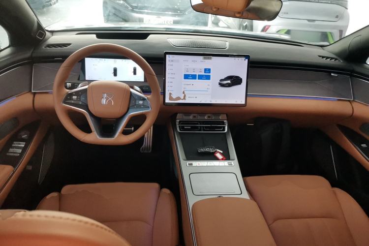 Used BYD Han L 2025 DM-p Four-Wheel-Drive LiDAR Flagship Model Interior 2
