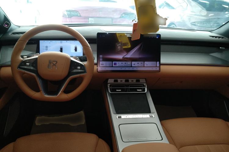Used BYD Han L 2025 DM-i 200KM LiDAR Luxury Model Interior 2