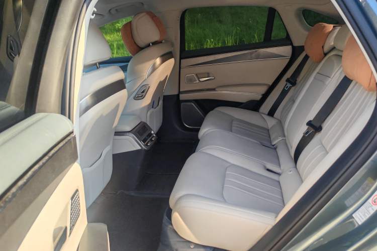 Used BYD Han L 2025 DM-i 200KM LiDAR Luxury Model Interior 3