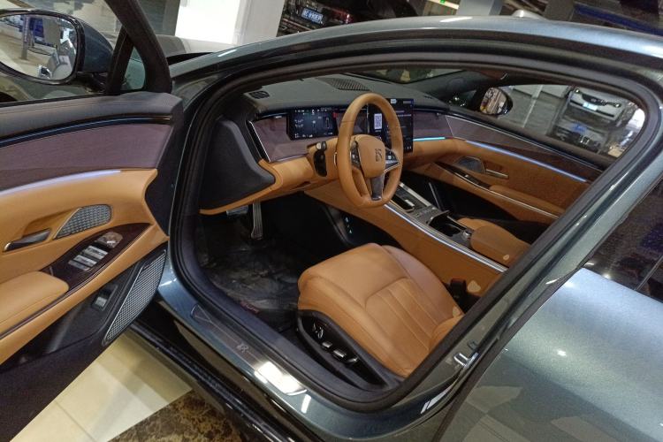 Used BYD Han L 2025 DM-p Four-Wheel-Drive LiDAR Flagship Model Interior 3