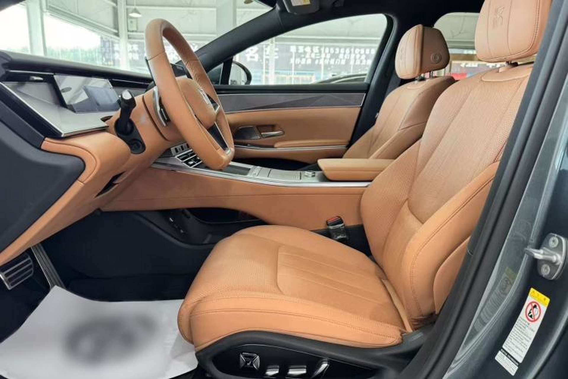 Used BYD Han L 2025 DM-p Four-Wheel-Drive LiDAR Flagship Model Interior 5