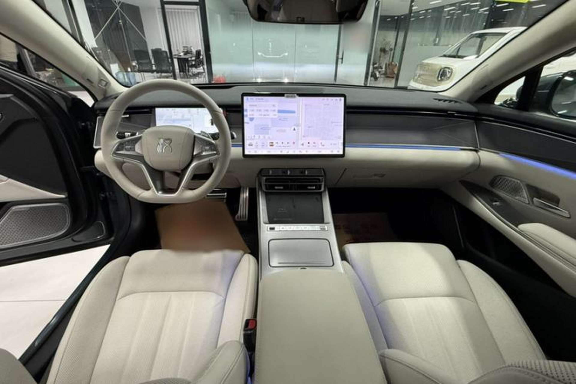 Used BYD Han L 2025 EV Four-Wheel Drive LiDAR Flagship Model Interior 5