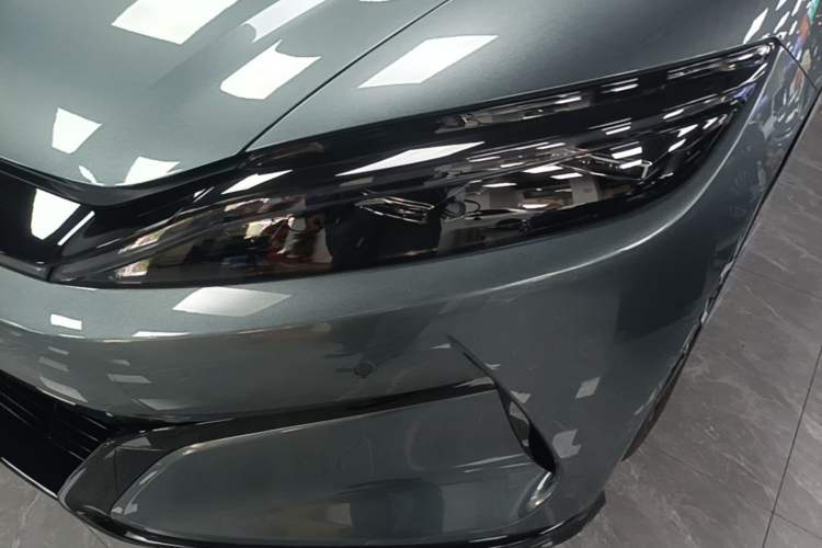 Used BYD Han L 2025 DM-p Four-Wheel-Drive LiDAR Flagship Model Left Front Headlight