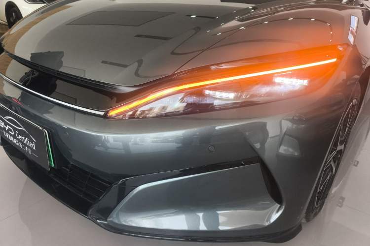 Used BYD Han L 2025 DM-p Four-Wheel-Drive LiDAR Flagship Model Left Front Headlight