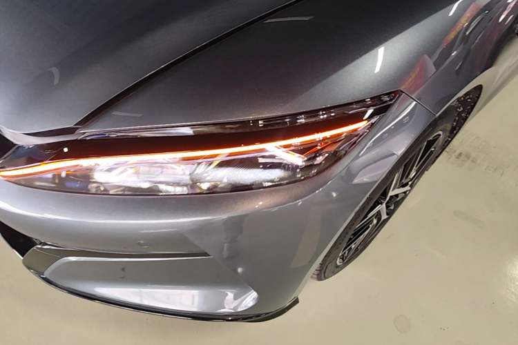 Used BYD Han L 2025 DM-p Four-Wheel-Drive LiDAR Flagship Model Left Front Headlight