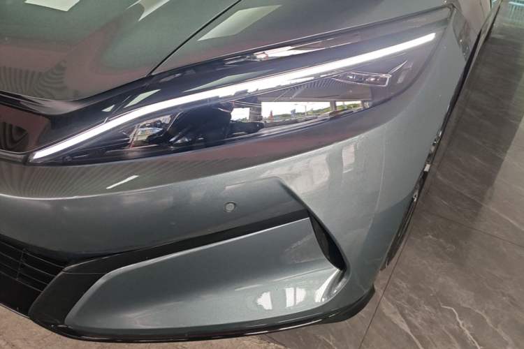 Used BYD Han L 2025 DM-p Four-Wheel-Drive LiDAR Flagship Model Left Front Headlight