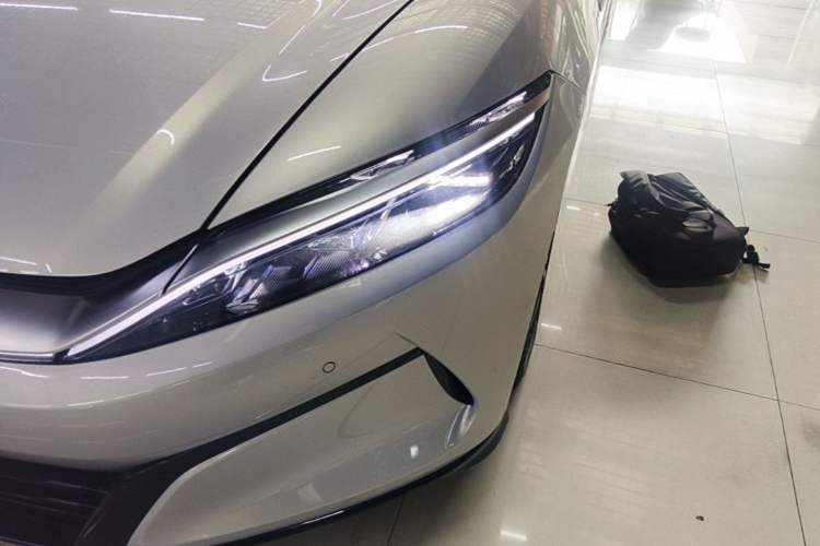 Used BYD Han L 2025 EV Four-Wheel Drive LiDAR Flagship Model Left Front Headlight