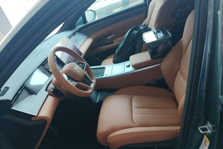Used BYD Han L 2025 DM-p Four-Wheel-Drive LiDAR Flagship Model Left Front Seat
