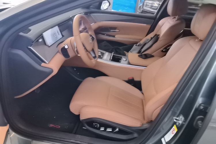 Used BYD Han L 2025 EV Four-Wheel Drive LiDAR Flagship Model Left Front Seat