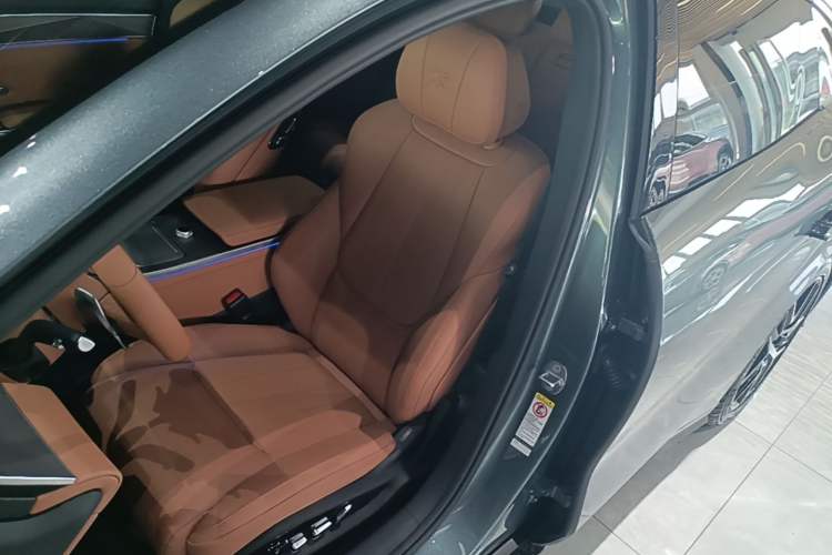 Used BYD Han L 2025 DM-p Four-Wheel-Drive LiDAR Flagship Model Left Front Seat