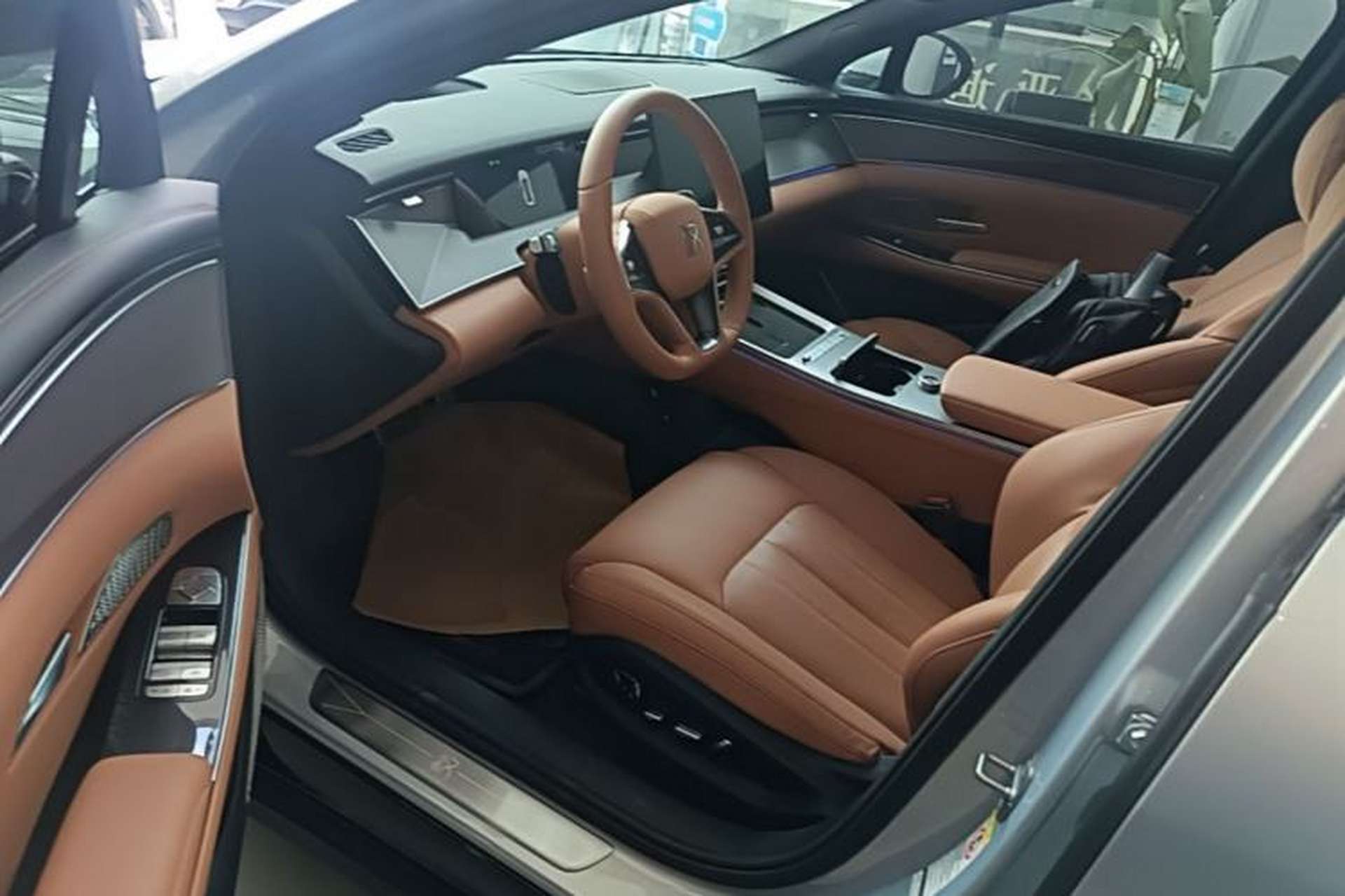 Used BYD Han L 2025 EV Four-Wheel Drive LiDAR Flagship Model Left Front Seat