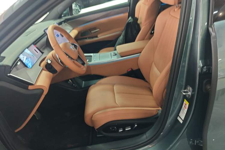 Used BYD Han L 2025 DM-p Four-Wheel-Drive LiDAR Flagship Model Left Front Seat