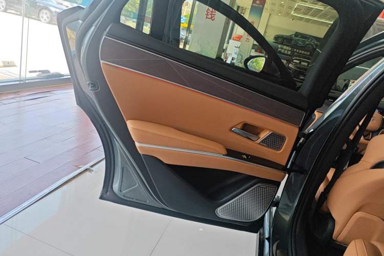 Used BYD Han L 2025 DM-p Four-Wheel-Drive LiDAR Flagship Model Left Rear Door Interior