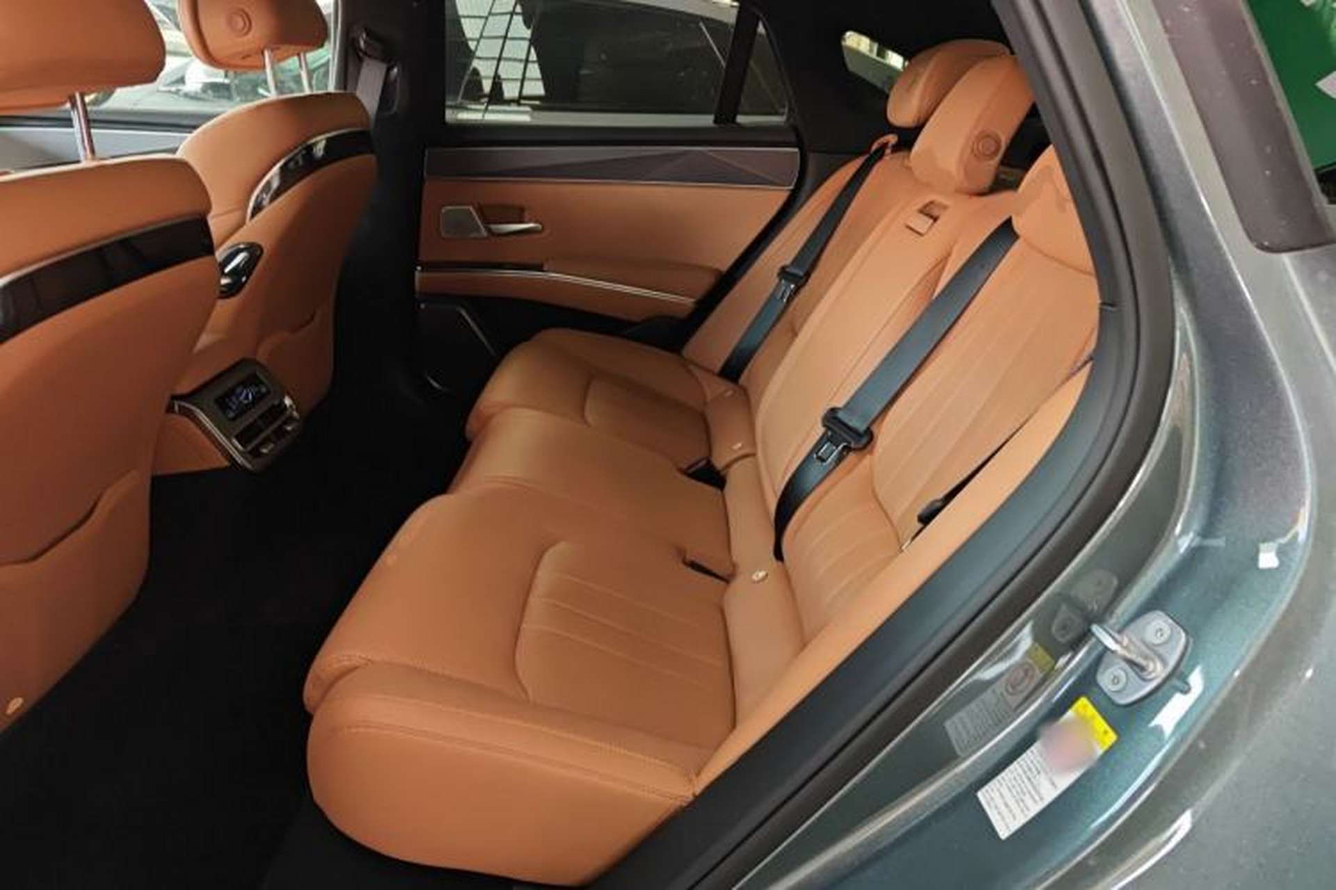 Used BYD Han L 2025 DM-p Four-Wheel-Drive LiDAR Flagship Model Left Rear Seat