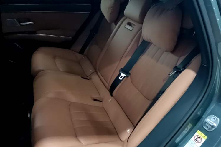 Used BYD Han L 2025 EV 701 km LiDAR Flagship Edition Left Rear Seat