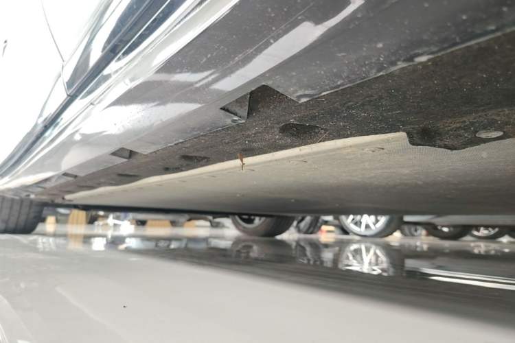 Used BYD Han L 2025 EV Four-Wheel Drive LiDAR Flagship Model Left Side Sill