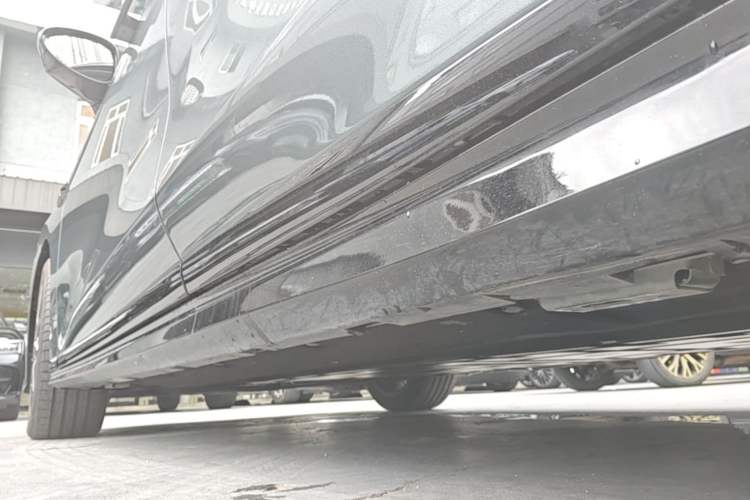 Used BYD Han L 2025 DM-i 200KM LiDAR Luxury Model Left Side Sill