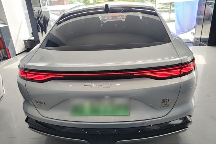 Used BYD Han L 2025 EV Four-Wheel Drive LiDAR Flagship Model Rear
