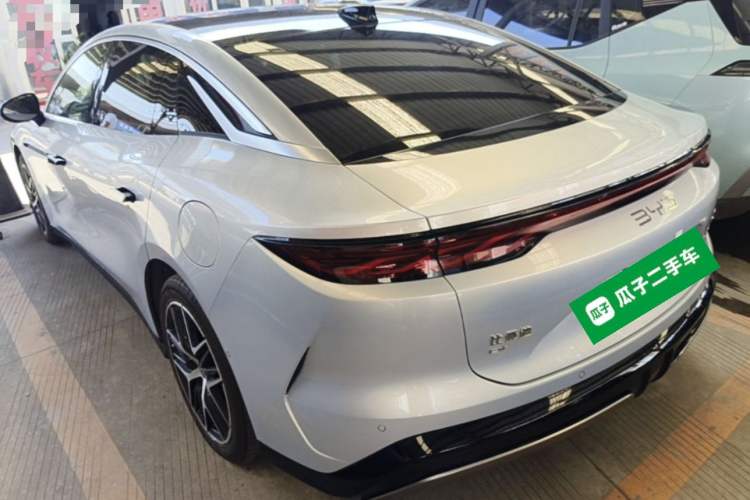 Used BYD Han L 2025 EV Four-Wheel Drive LiDAR Flagship Model Rear Left 45 Deg