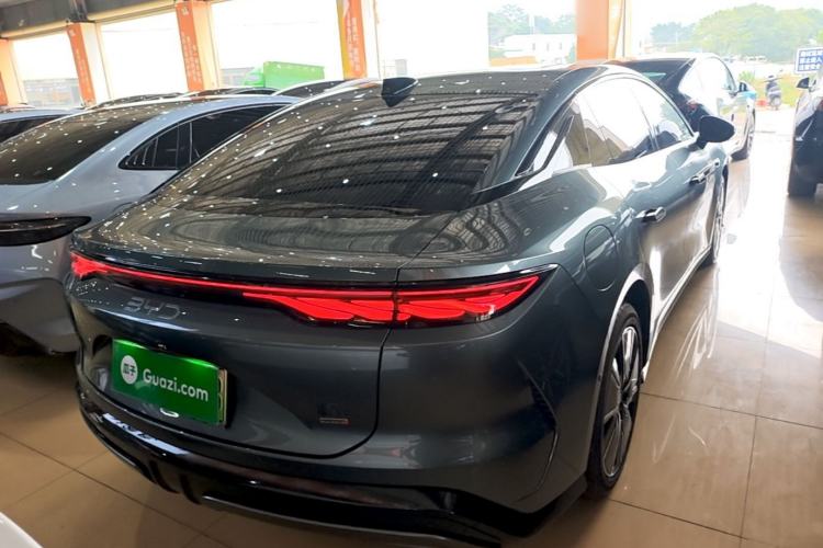 Used BYD Han L 2025 DM-i 200KM LiDAR Luxury Model Rear Right 45 Deg
