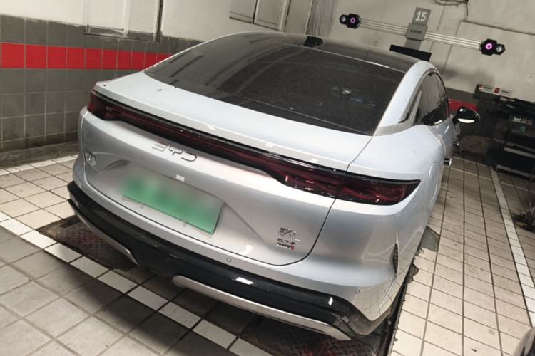 Used BYD Han L 2025 EV Four-Wheel Drive LiDAR Flagship Model Rear Right 45 Deg
