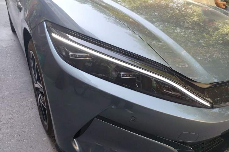 Used BYD Han L 2025 DM-p Four-Wheel-Drive LiDAR Flagship Model Right Front Headlight