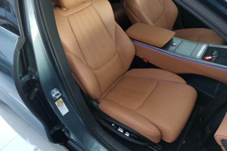 Used BYD Han L 2025 DM-p Four-Wheel-Drive LiDAR Flagship Model Right Front Seat