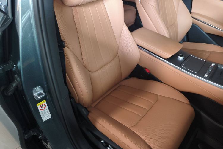 Used BYD Han L 2025 DM-p Four-Wheel-Drive LiDAR Flagship Model Right Front Seat