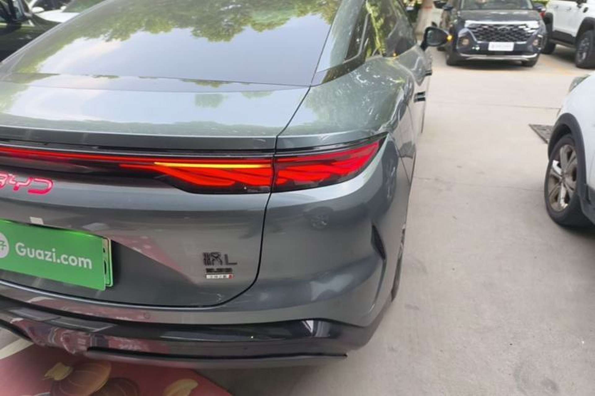 Used BYD Han L 2025 DM-p Four-Wheel-Drive LiDAR Flagship Model Right Rear Taillight