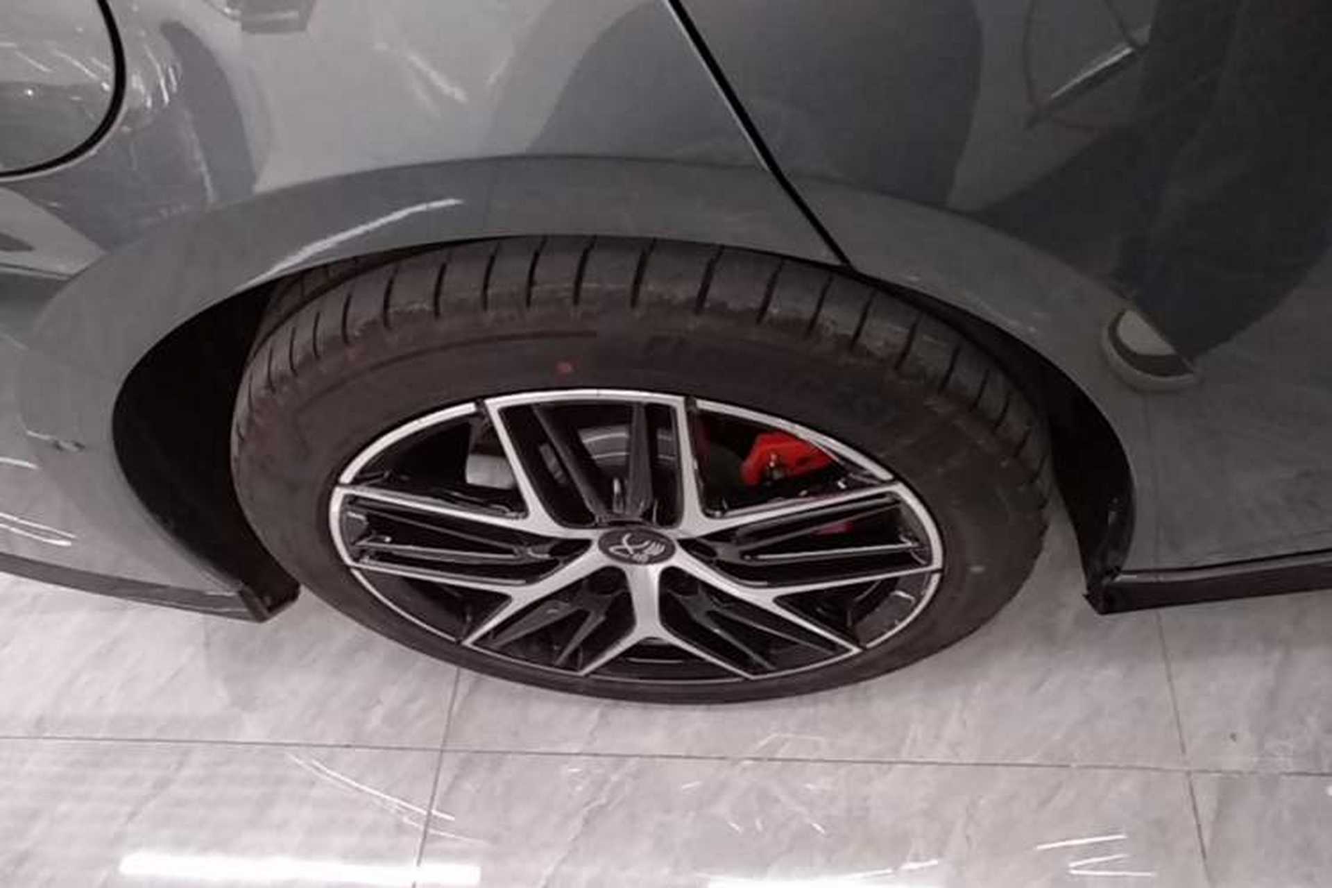 Used BYD Han L 2025 DM-p Four-Wheel-Drive LiDAR Flagship Model Right Rear Wheel Hub