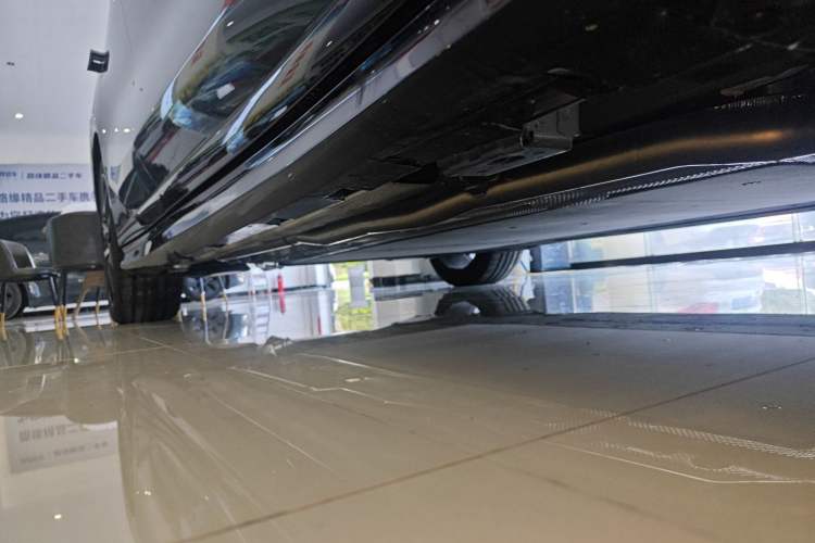 Used BYD Han L 2025 DM-p Four-Wheel-Drive LiDAR Flagship Model Right Side Sill