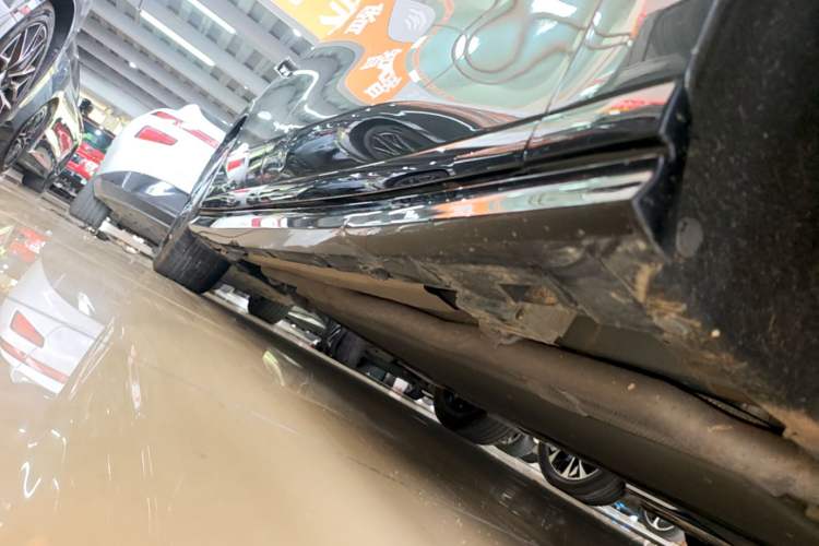 Used BYD Han L 2025 DM-i 200KM LiDAR Luxury Model Right Side Sill