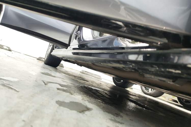 Used BYD Han L 2025 DM-i 200km LiDAR Flagship Model Right Side Sill