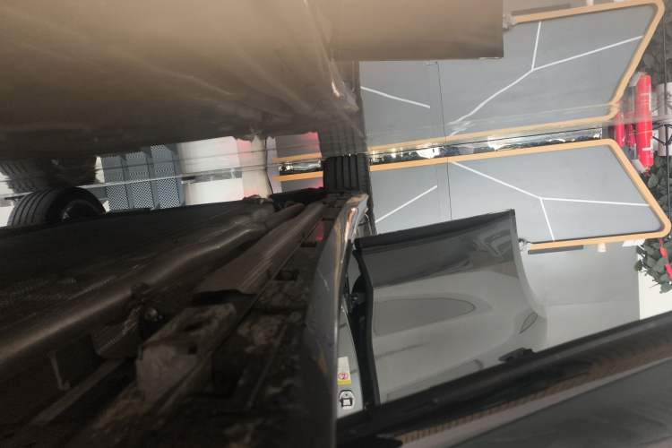 Used BYD Han L 2025 DM-p Four-Wheel-Drive LiDAR Flagship Model Right Side Sill