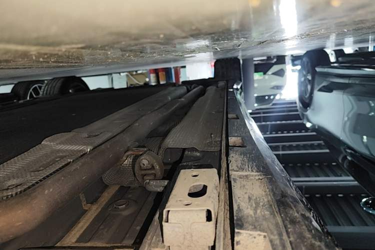 Used BYD Han L 2025 DM-p Four-Wheel-Drive LiDAR Flagship Model Right Side Sill
