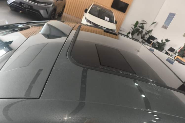 Used BYD Han L 2025 DM-p Four-Wheel-Drive LiDAR Flagship Model Roof