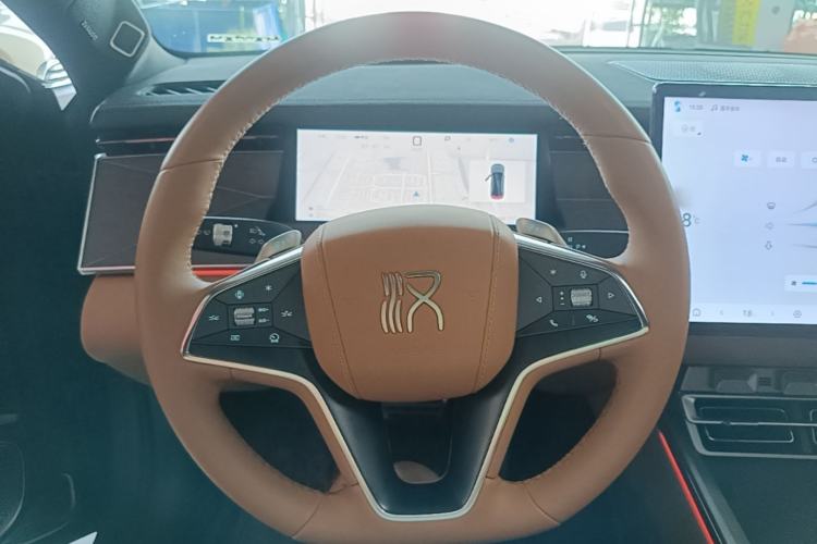 Used BYD Han L 2025 DM-p Four-Wheel-Drive LiDAR Flagship Model Steering Wheel