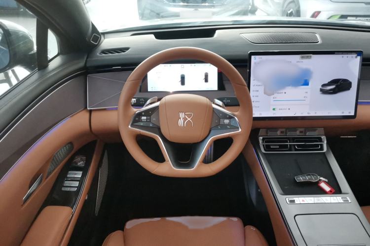 Used BYD Han L 2025 DM-p Four-Wheel-Drive LiDAR Flagship Model Steering Wheel