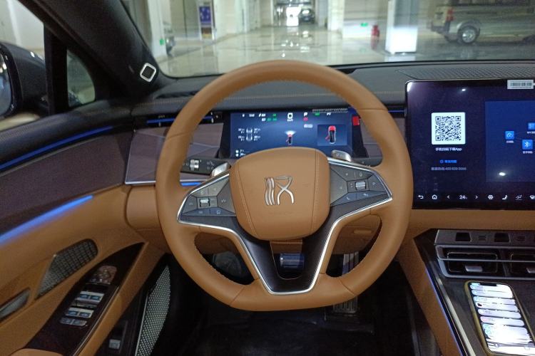 Used BYD Han L 2025 DM-p Four-Wheel-Drive LiDAR Flagship Model Steering Wheel