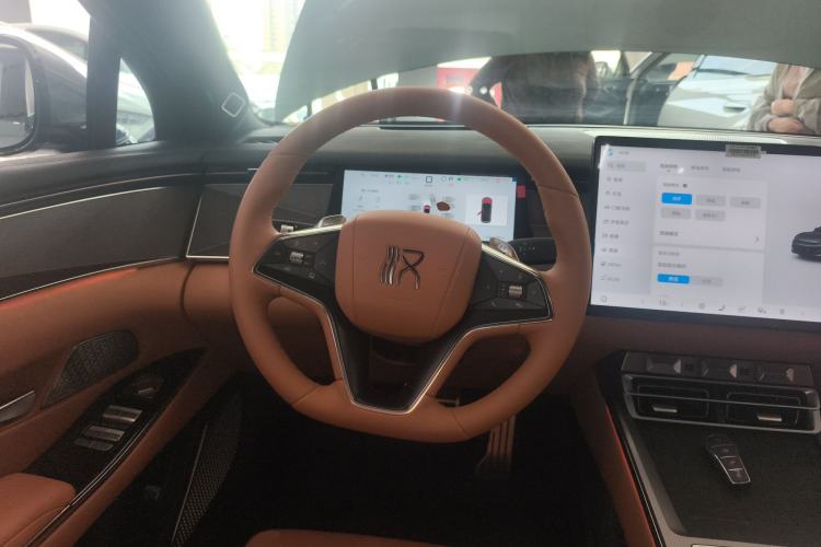 Used BYD Han L 2025 DM-p Four-Wheel-Drive LiDAR Flagship Model Steering Wheel