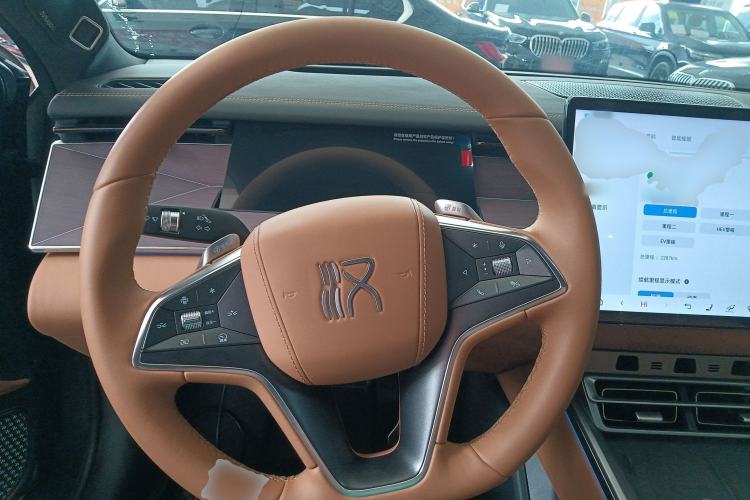 Used BYD Han L 2025 DM-p Four-Wheel-Drive LiDAR Flagship Model Steering Wheel