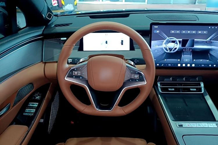 Used BYD Han L 2025 EV 701 km LiDAR Flagship Edition Steering Wheel