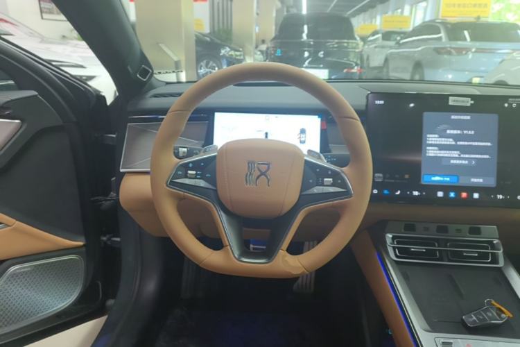Used BYD Han L 2025 DM-p Four-Wheel-Drive LiDAR Flagship Model Steering Wheel