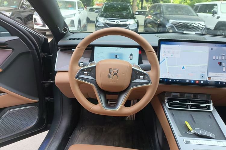 Used BYD Han L 2025 DM-p Four-Wheel-Drive LiDAR Flagship Model Steering Wheel