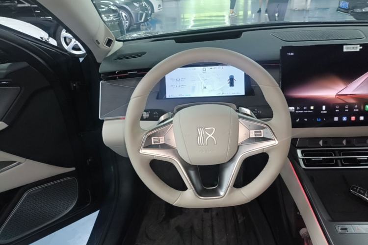 Used BYD Han L 2025 EV 701 km LiDAR Flagship Edition Steering Wheel