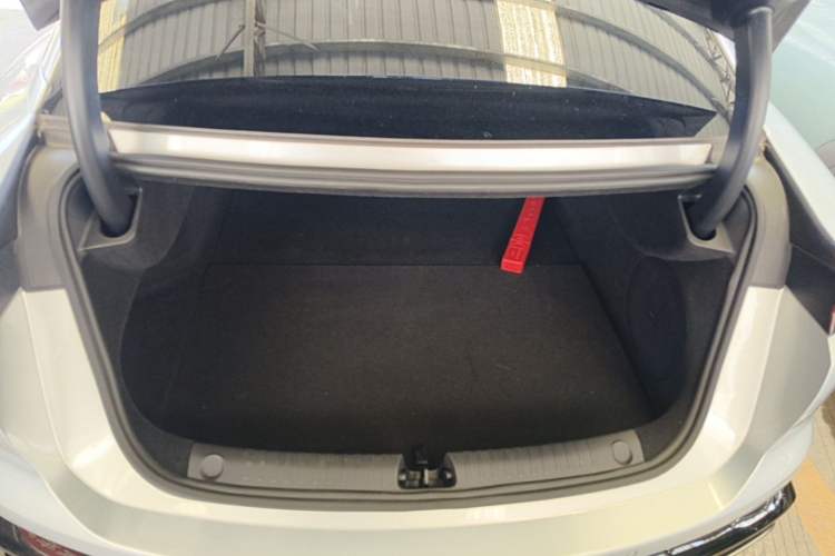 Used BYD Han L 2025 EV Four-Wheel Drive LiDAR Flagship Model Trunk