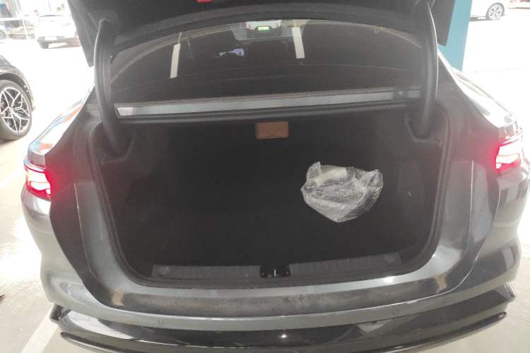 Used BYD Han L 2025 DM-p Four-Wheel-Drive LiDAR Flagship Model Trunk