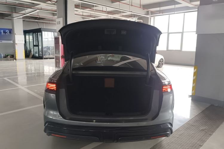 Used BYD Han L 2025 EV Four-Wheel Drive LiDAR Flagship Model Trunk
