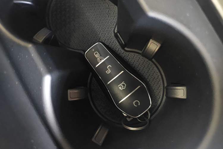 Used BYD Han L 2025 DM-p Four-Wheel-Drive LiDAR Flagship Model Vehicle Key